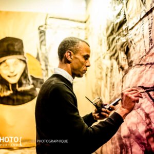 photo soir&eacute;e hold up ladies