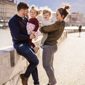 photo de famille sur les quais grenoblois