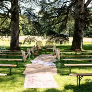 lieu de réception d'une cérémonie laïque au coeur du printemps en Isère